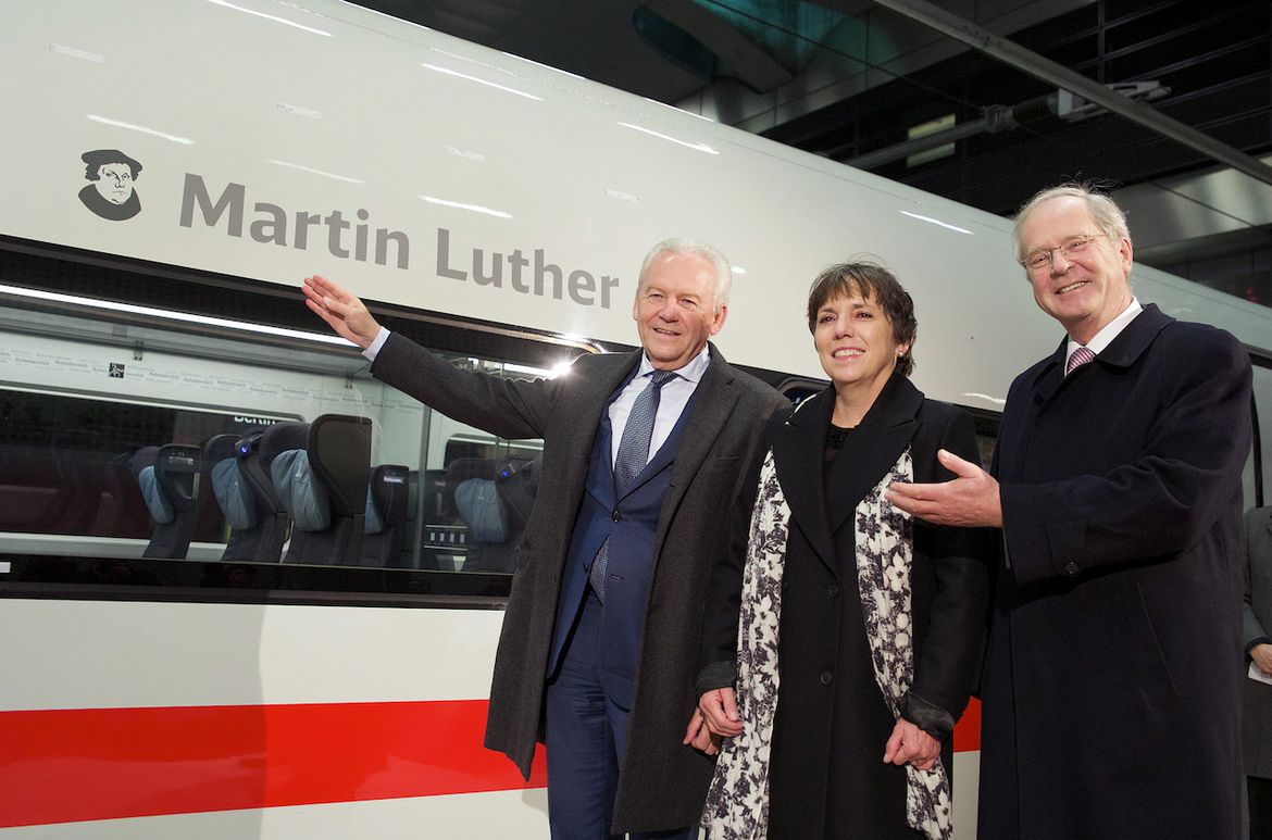 Präsentation des Zuges im Berliner Hauptbahnhof
