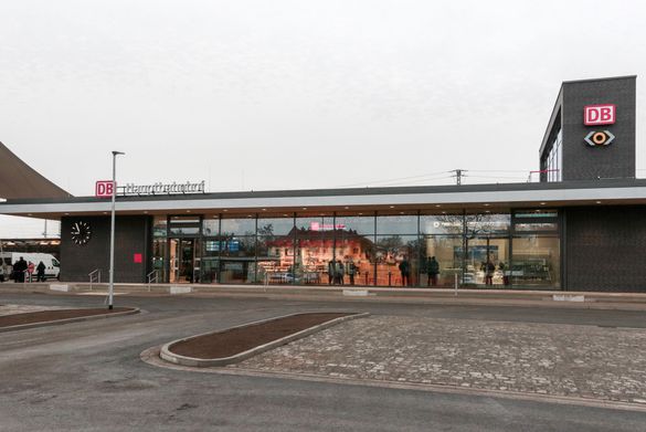 Das neue Bahnhofsgebäude in Wittenberg
