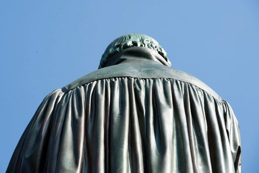 Lutherdenkmal von hinten