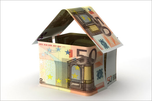 Haus aus 50-Euro-Scheinen