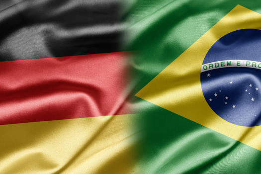 Deutsche und brasilianische Flagge